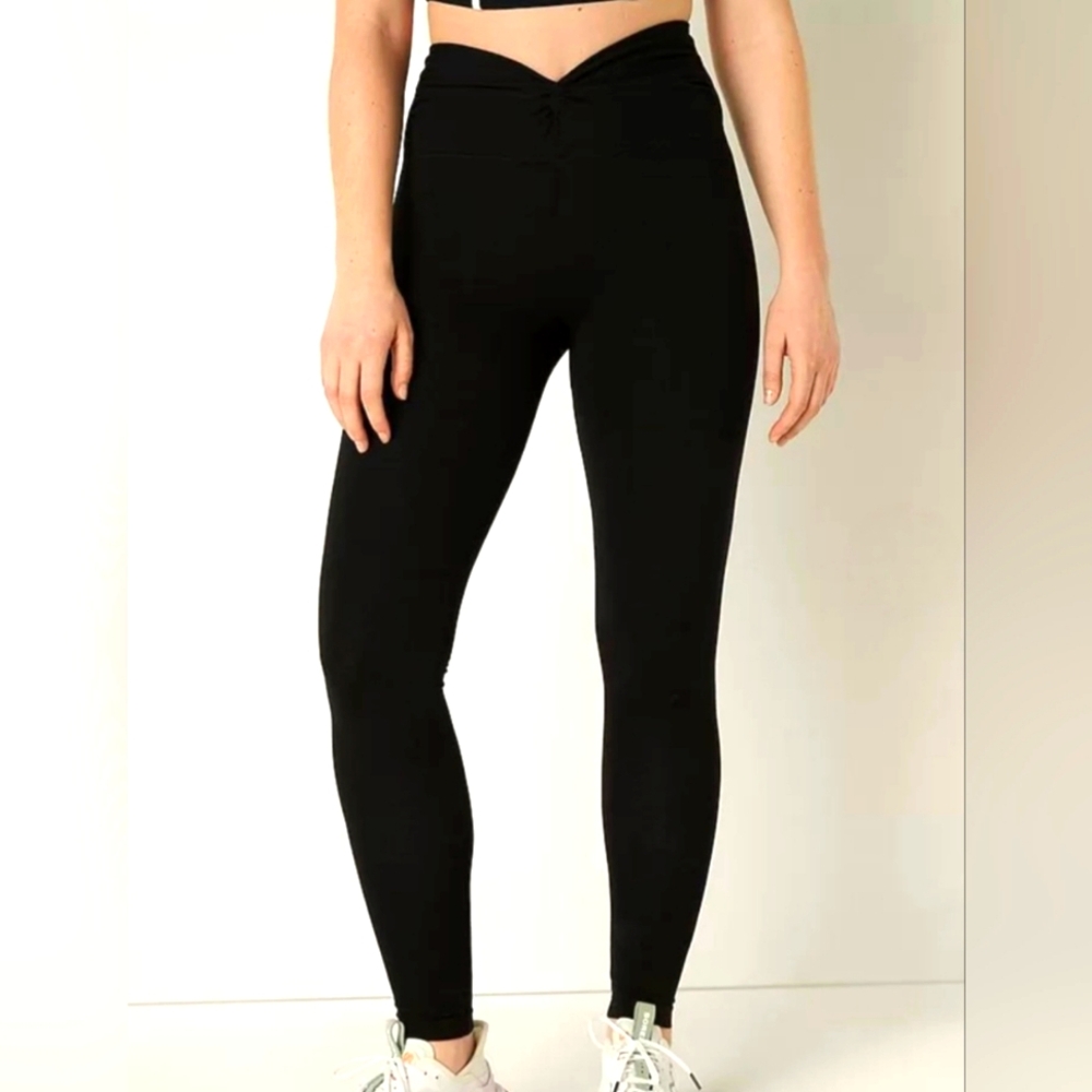 PINK Victoria's Secret Women's Black Leggings